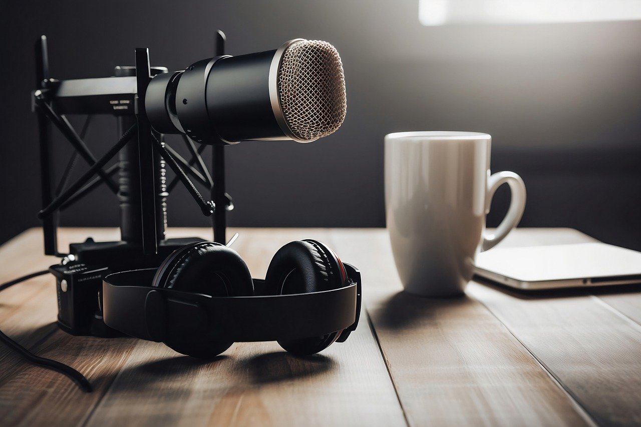 discover the world of voice assistants, their capabilities, and how they are transforming the way we interact with technology. learn about popular voice assistants, their features, and how they can enhance your daily life and streamline tasks.